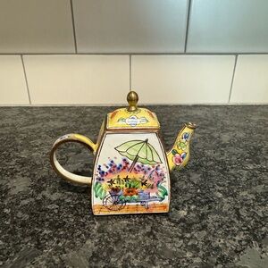 Teapot - Kelvin Chen Miniature - Garden Cart of Flowers